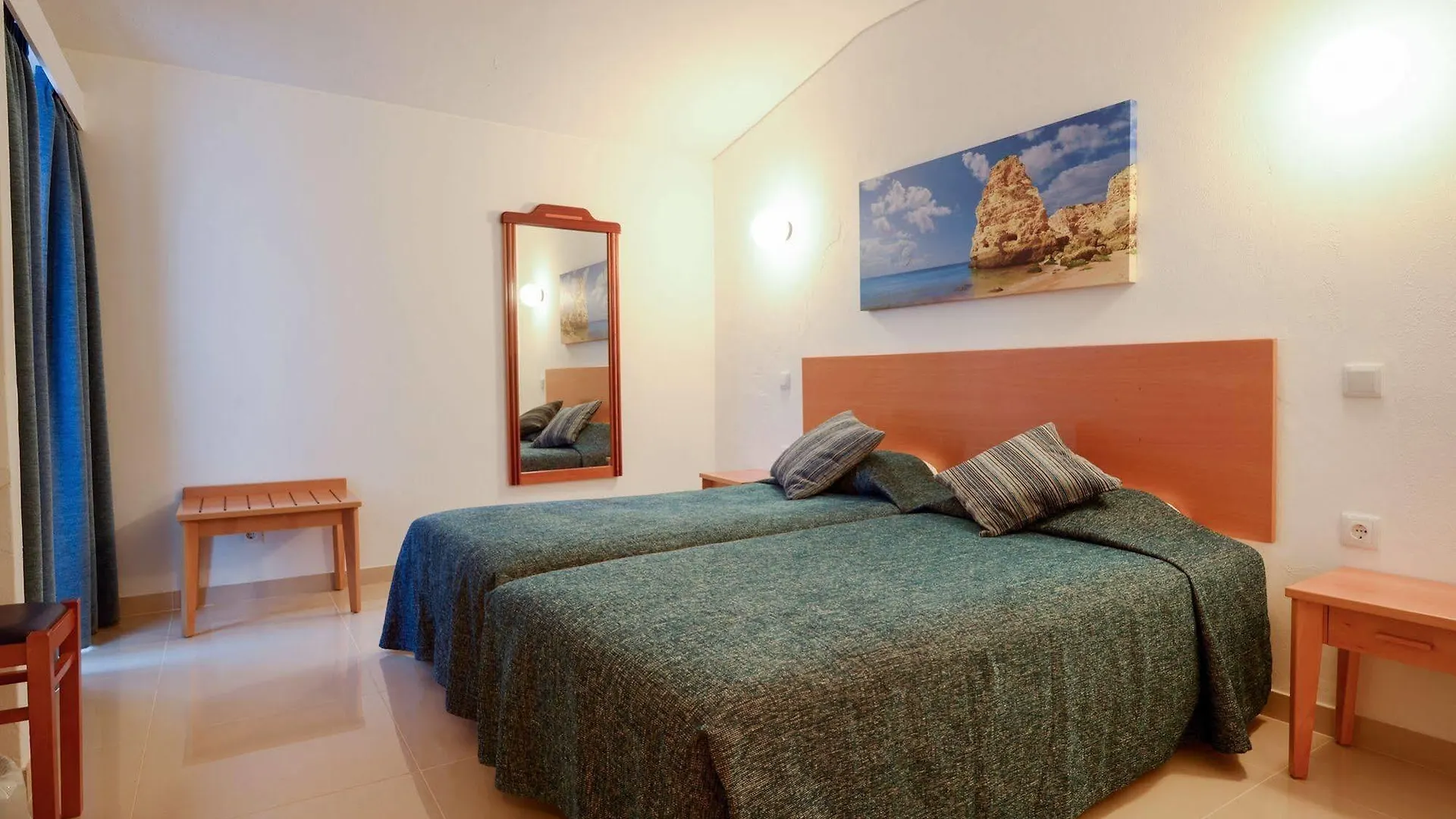 3Hb Golden Beach Albufeira 3*,  Portugal